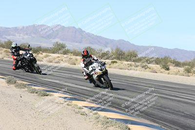 media/Dec-04-2025-Racers Edge (Thu) [[5ebc9f124d]]/3-B Group/3-Session 2 (Turn 7 Inside)/